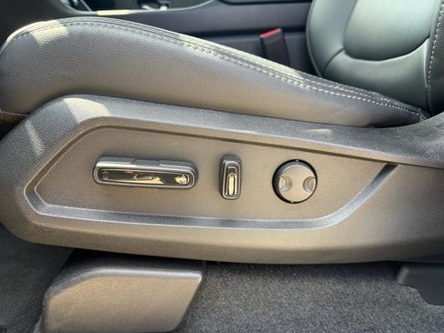 Certified 2025 Honda Pilot EX-L image 13