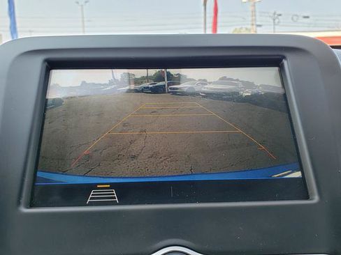 Used 2019 Chevrolet Equinox LS AWD/4WD image 23