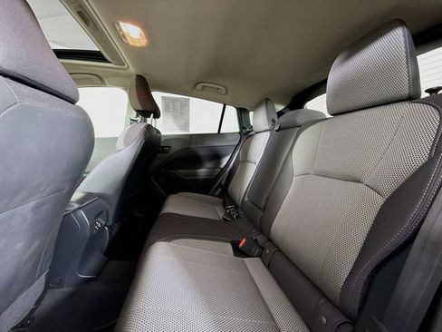 Used 2024 Subaru Crosstrek 2.0i Premium image 24