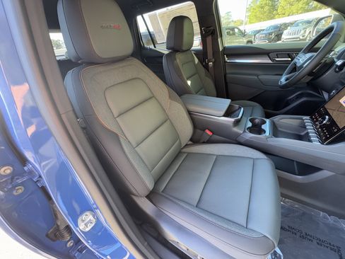 New 2026 GMC Terrain AT4 w/ Convenience Package III image 20