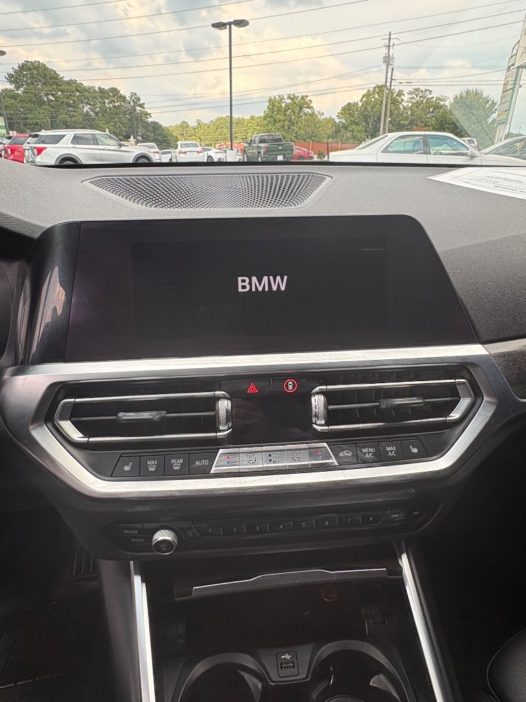 Used 2021 BMW 330i Sedan w/ Driving Assistance Package RWD image 11