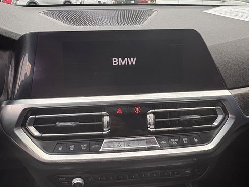 Used 2021 BMW 330i Sedan w/ Driving Assistance Package RWD image 11