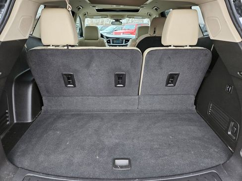 Used 2018 Buick Enclave Premium image 28