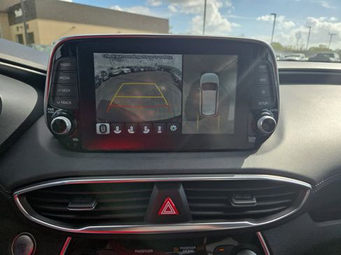 Used 2020 Hyundai Santa Fe Limited image 18