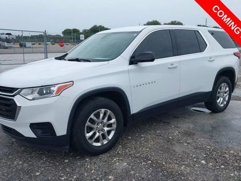 Used 2020 Chevrolet Traverse LS AWD/4WD image 2