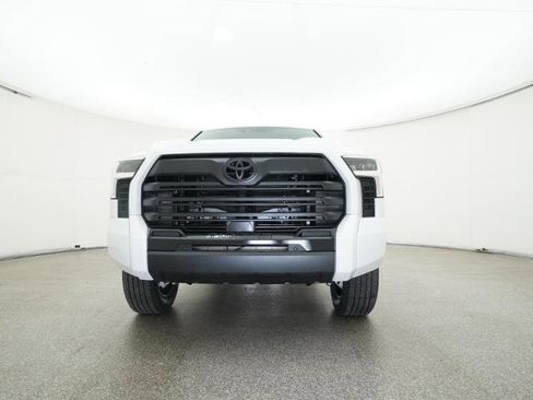 New 2026 Toyota Tundra Limited AWD/4WD image 9