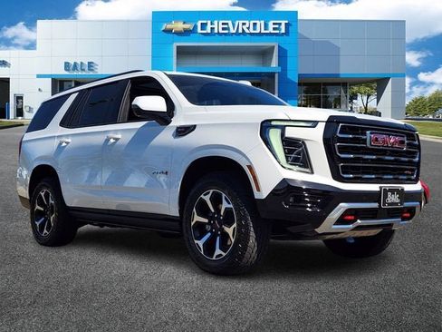 Used 2025 GMC Yukon AT4 w/ AT4 Premium Package image 1
