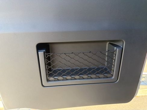 Used 2025 Mercedes-Benz Sprinter 2500 image 13