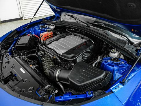 Used 2018 Chevrolet Camaro SS RWD image 51