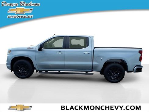 Used 2022 Chevrolet Silverado 1500 RST w/ Convenience Package II AWD/4WD image 6