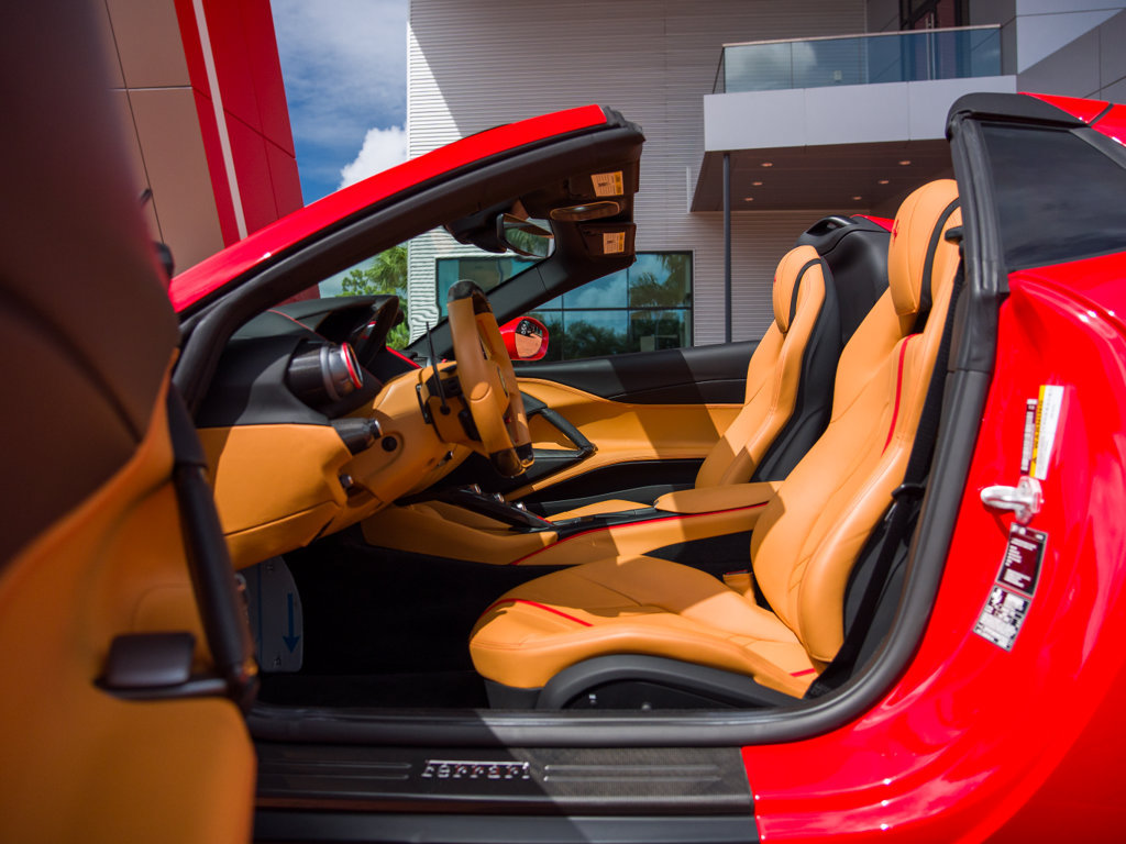 Certified 2022 Ferrari 812 GTS RWD image 11