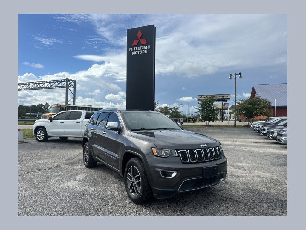 Used 2018 Jeep Grand Cherokee Limited RWD image 1