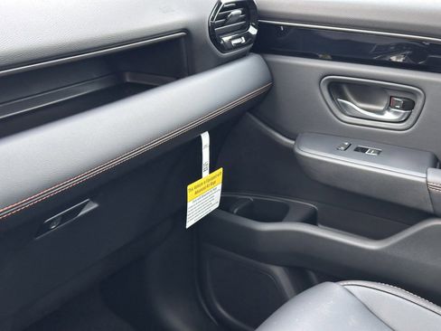 New 2025 Honda Pilot TrailSport image 37