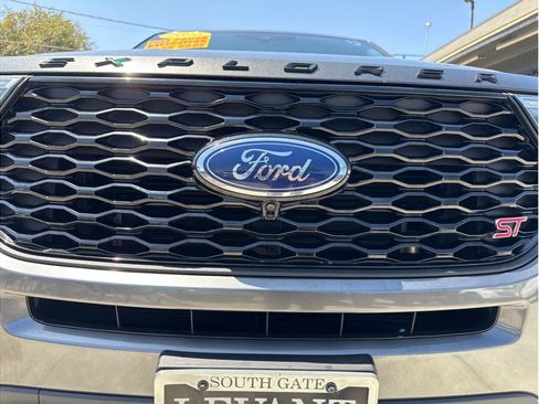 Used 2020 Ford Explorer ST w/ Premium Technology Package AWD/4WD image 51