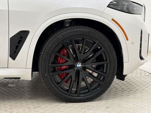 New 2026 BMW X5 sDrive40i w/ M Sport Package RWD image 13