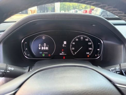 Used 2021 Honda Accord Sport image 9