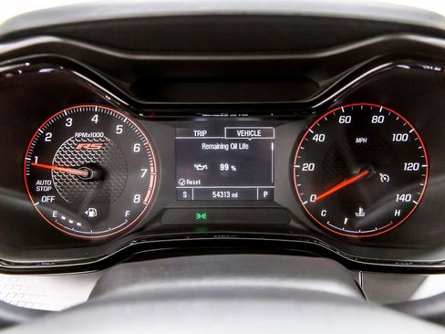 Used 2024 Chevrolet Trax RS w/ Driver Confidence Package FWD image 18