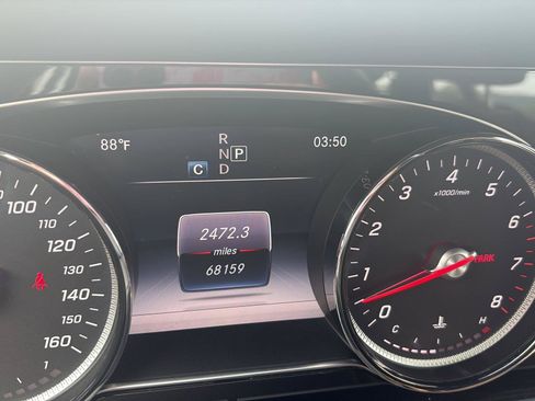 Used 2017 Mercedes-Benz E 400 4MATIC Wagon image 19