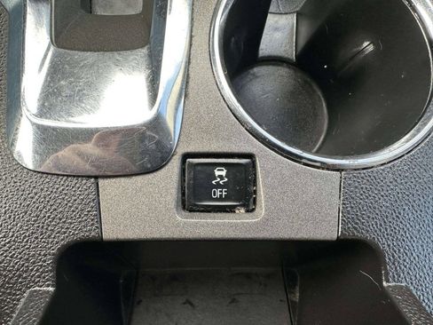 Used 2013 Chevrolet Equinox LTZ FWD image 32