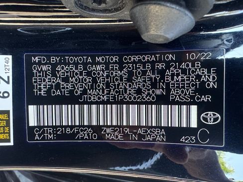 Used 2023 Toyota Corolla SE w/ SE Package FWD image 18