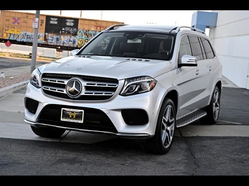 Used 2017 Mercedes-Benz GLS 550 4MATIC image 1