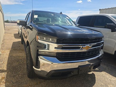 Used 2021 Chevrolet Silverado 1500 LT w/ Bed Protection Package RWD image 5