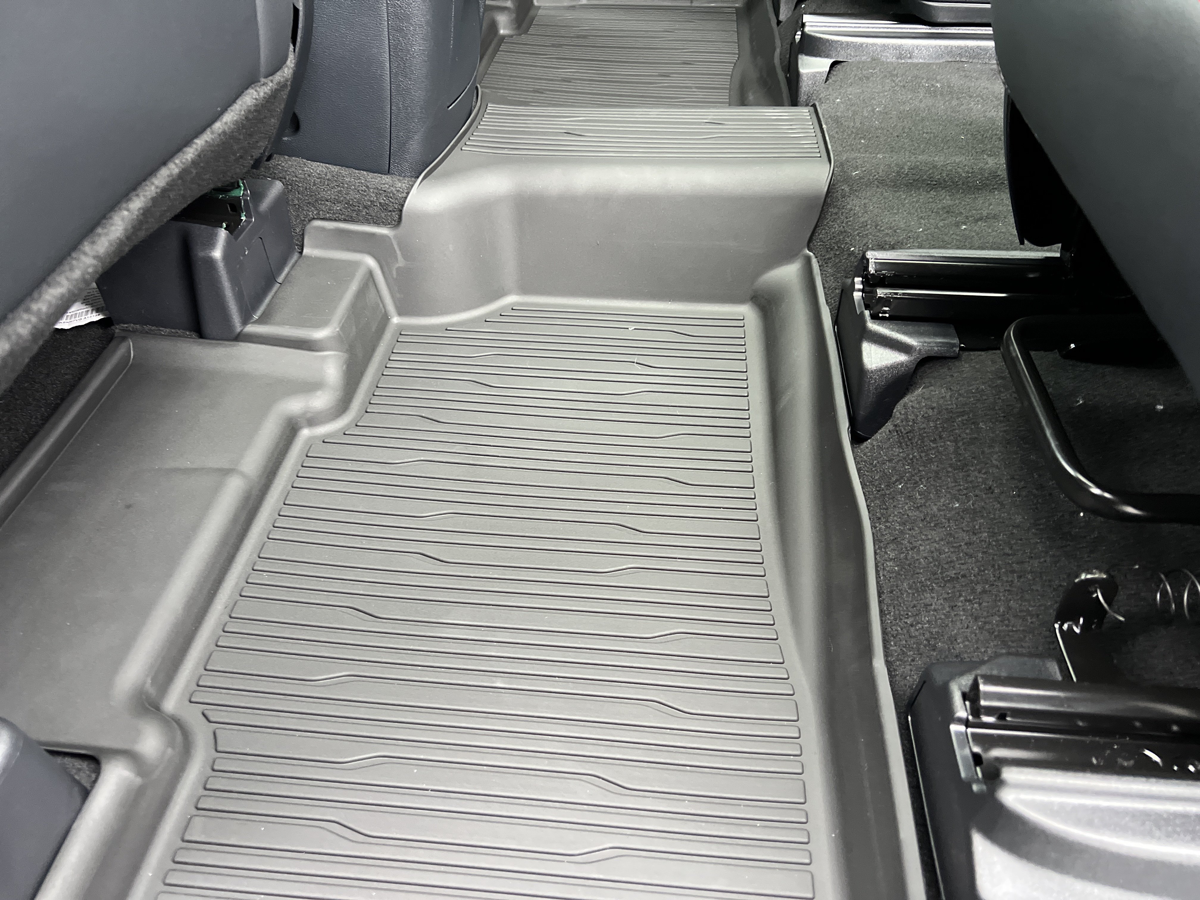 New 2027 Ford Explorer ST-Line w/ Premium Package AWD/4WD image 19