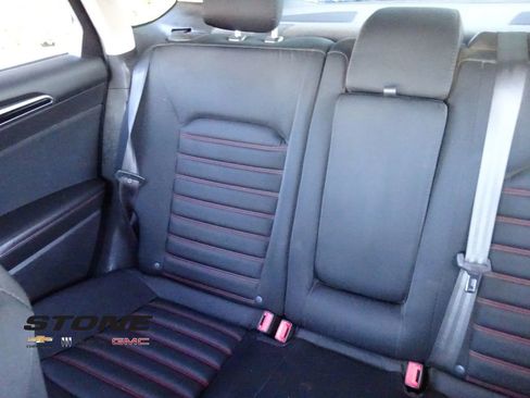 Used 2016 Ford Fusion SE image 14