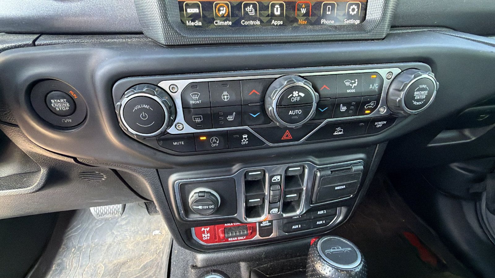 Used 2020 Jeep Gladiator Mojave AWD/4WD image 33