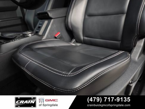 Used 2025 Ford Bronco Outer Banks AWD/4WD image 24