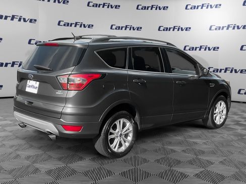 Used 2018 Ford Escape SE w/ Ford Safe & Smart Package AWD/4WD image 6