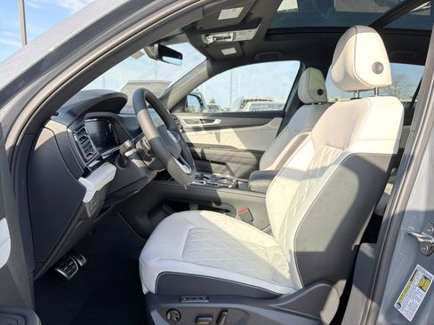 New 2026 Volkswagen Atlas Cross Sport SEL Premium R-Line image 11