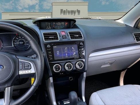 Used 2018 Subaru Forester 2.5i Premium AWD/4WD image 6