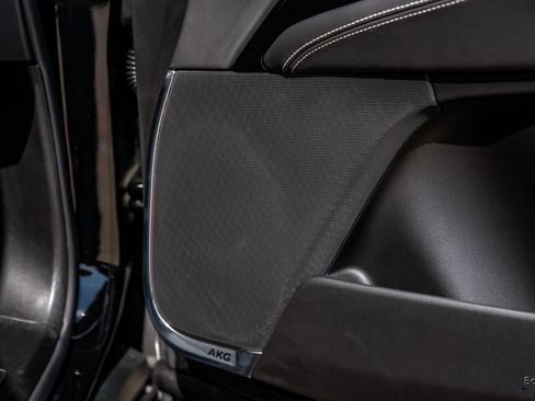 Used 2025 Cadillac Escalade V image 87