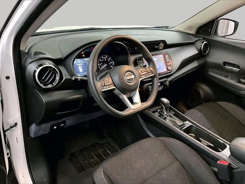 Used 2022 Nissan Kicks SV FWD image 12