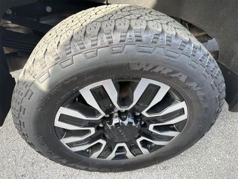 Used 2024 GMC Sierra 3500 Denali Ultimate image 10