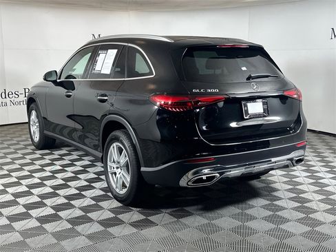 Certified 2025 Mercedes-Benz GLC 300 image 5