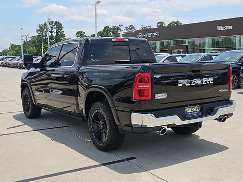 Used 2025 RAM 1500 Limited w/ Trailer Tow Group AWD/4WD image 7