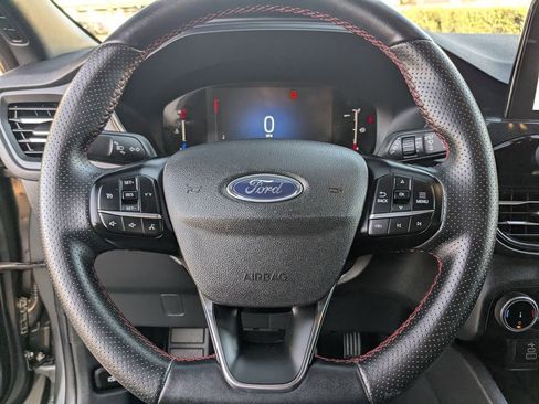 Used 2025 Ford Escape ST-Line AWD/4WD image 18