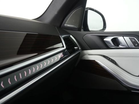 Used 2026 BMW X5 sDrive40i w/ M Sport Package image 28