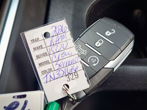 New 2026 RAM 1500 4x4 Crew Cab image 33