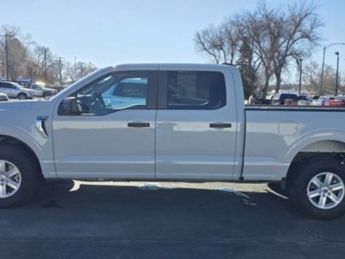 Used 2023 Ford F150 XLT w/ Trailer Tow Package image 4