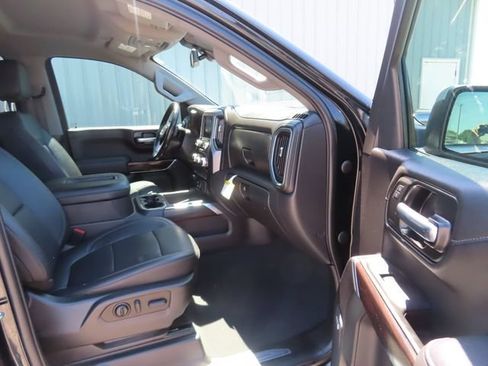 Used 2022 GMC Sierra 1500 SLT w/ SLT Premium Plus Package AWD/4WD image 24