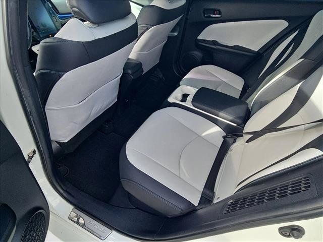 Used 2017 Toyota Prius Prime Advanced w/ Carpet Mat Package FWD image 20