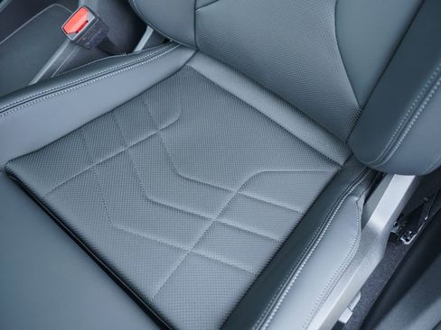 New 2026 BMW X2 xDrive28i w/ Technology Package image 10