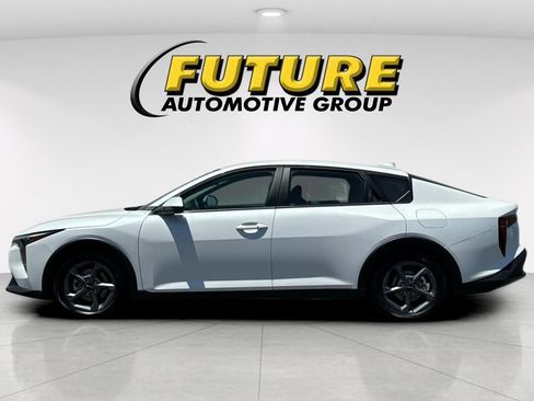 Used 2025 Kia K4 FWD image 7