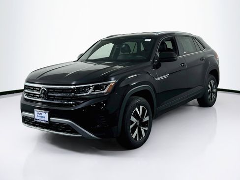 Used 2023 Volkswagen Atlas Cross Sport SE AWD/4WD image 1