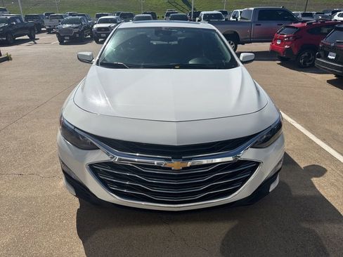 Used 2024 Chevrolet Malibu LT image 8