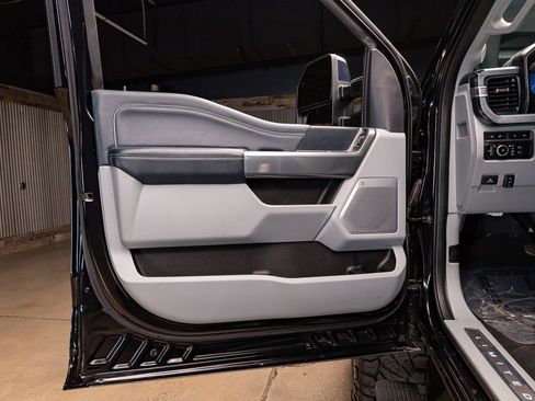 Used 2024 Ford F250 Limited image 30