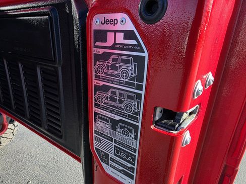 Used 2020 Jeep Wrangler Unlimited Rubicon image 24